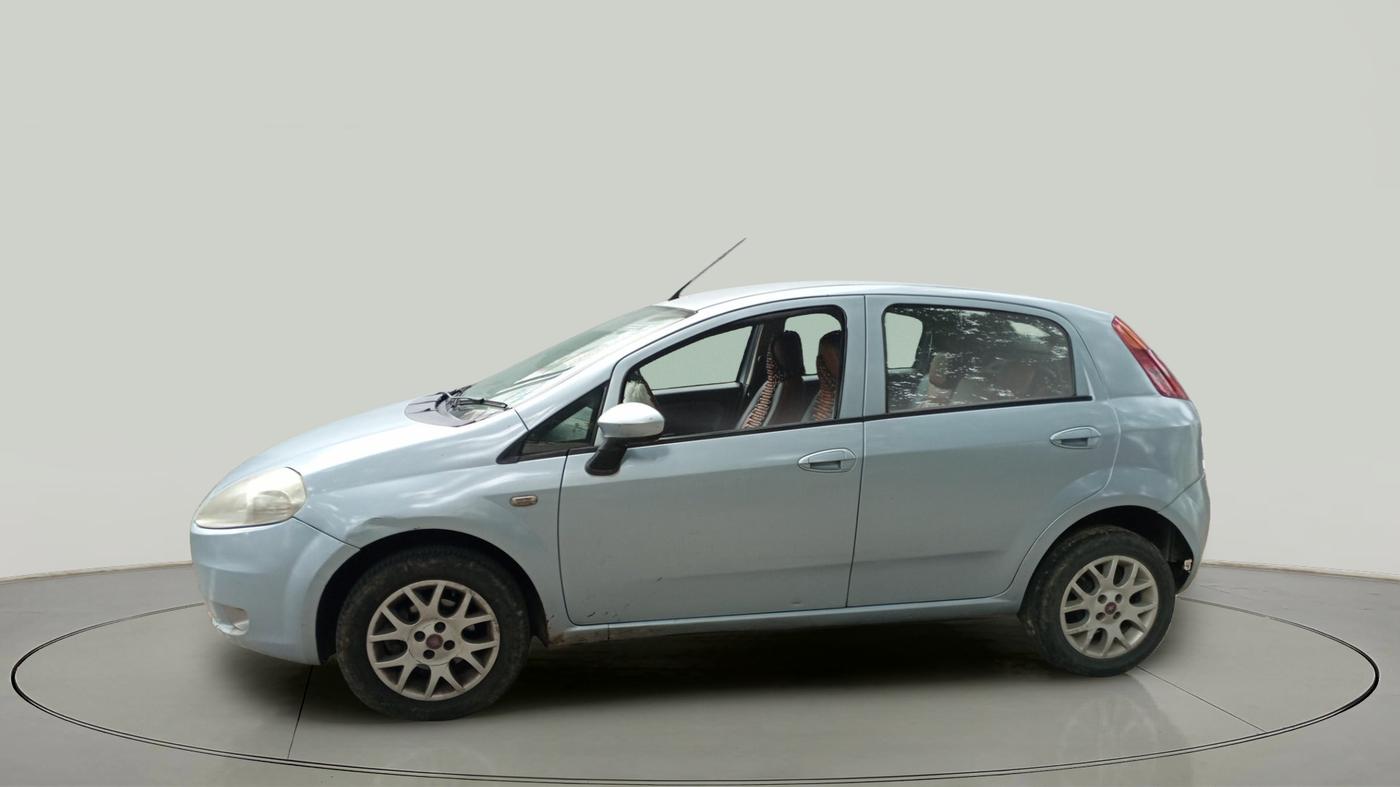2011 Fiat Grand Punto EMOTION 1.3, Diesel, Manual, 1,04,590 km, exterior