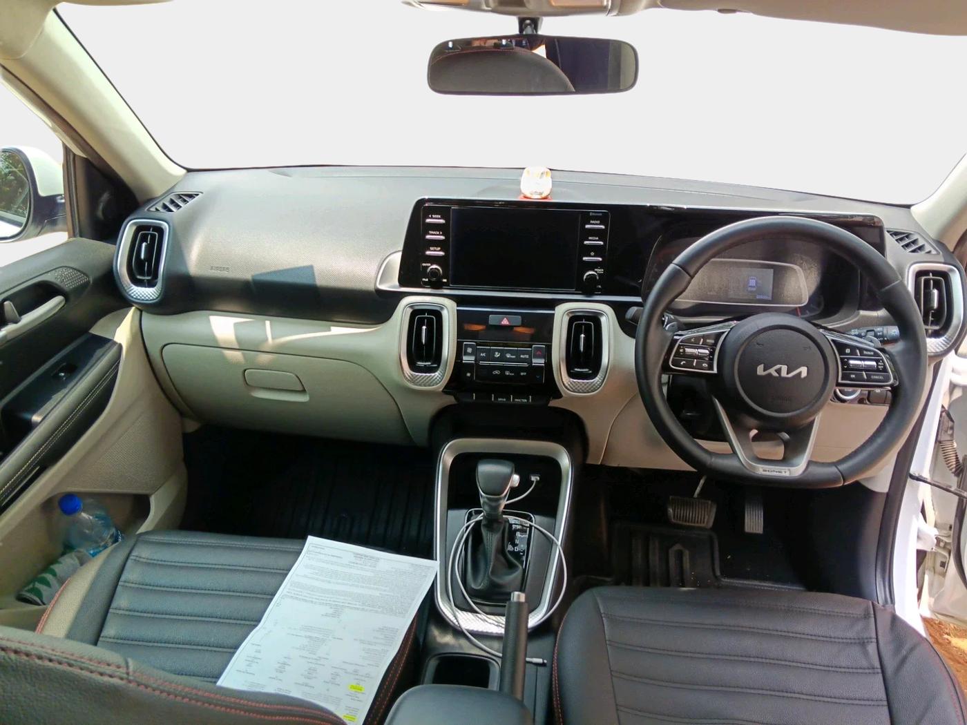 2021 KIA SONET HTX ANNIVERSARY EDITION 1.5 AT, Diesel, Automatic, 32,600 km, interior