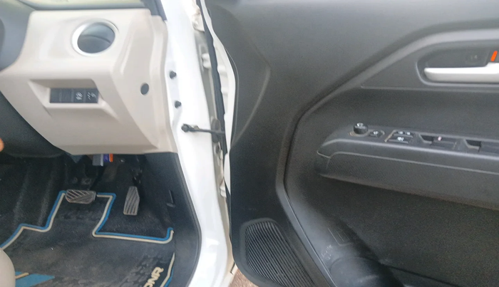 2022 Maruti New Wagon-R ZXI 1.2 AMT, Petrol, Automatic, 33,180 km, interior