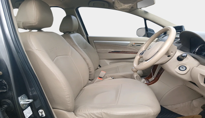 2015 Maruti Ertiga ZDI, Diesel, Manual, 54,458 km, interior