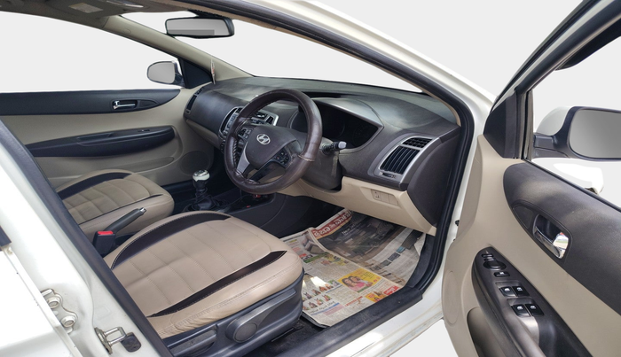 2014 Hyundai i20 ASTA 1.4 CRDI, Diesel, Manual, 1,15,874 km, interior