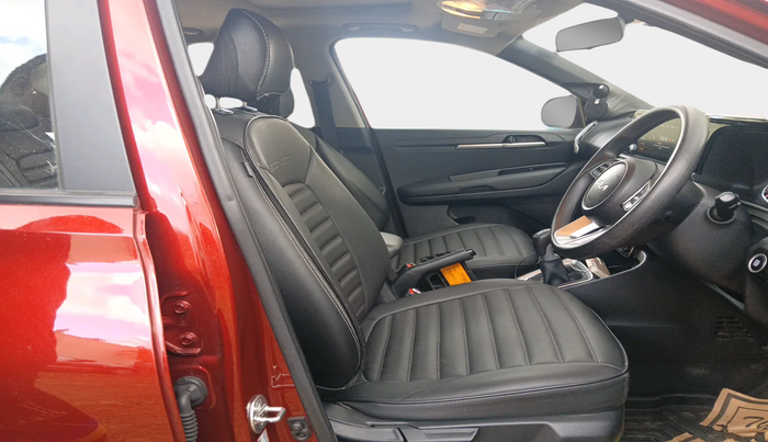2024 KIA SONET HTK PLUS 1.0 TURBO PETROL IMT, Petrol, Manual, 16,097 km, interior
