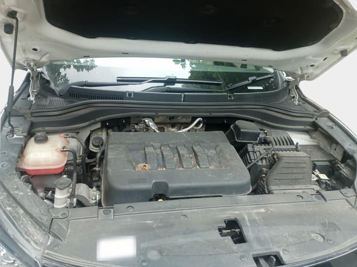 2023 Mahindra XUV700 AX 5 D AT 7 STR, Diesel, Automatic, 86,038 km, exterior