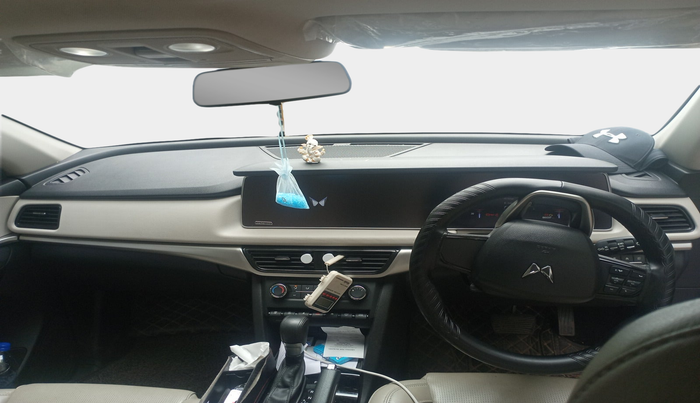 2023 Mahindra XUV700 AX 5 D AT 7 STR, Diesel, Automatic, 86,038 km, interior