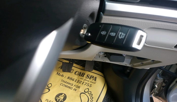 2022 KIA CARENS PRESTIGE 1.5 PETROL 7 STR, Petrol, Manual, 30,881 km, interior