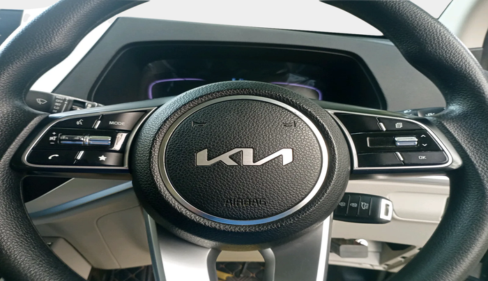 2022 KIA CARENS PRESTIGE 1.5 PETROL 7 STR, Petrol, Manual, 30,881 km, interior