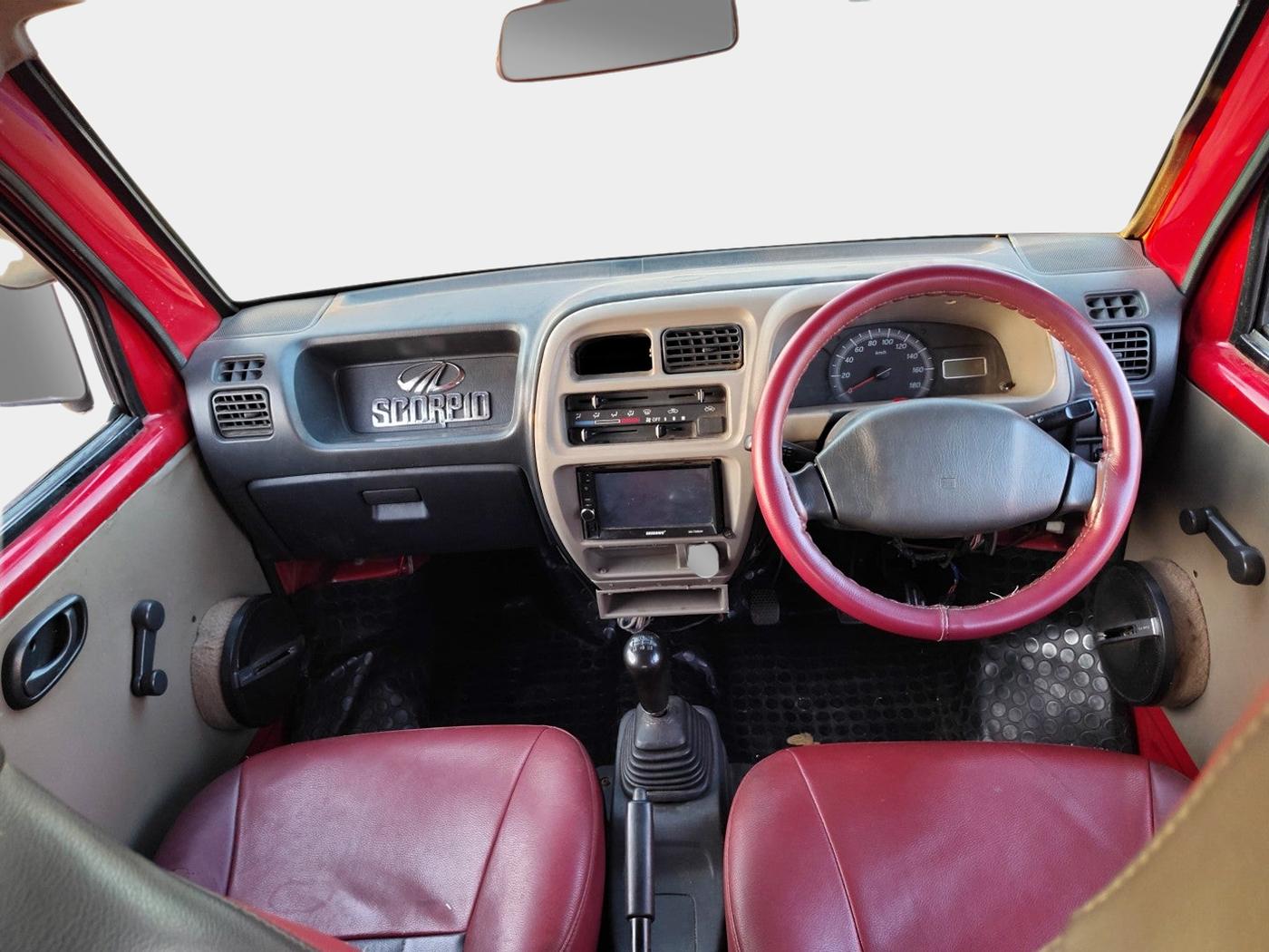 2010 Maruti Eeco 5 STR, Petrol, Manual, 1,16,355 km, interior