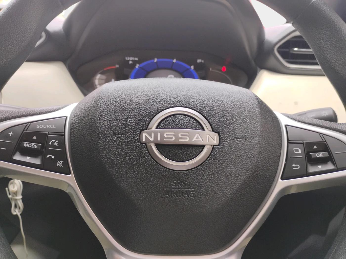 2023 Nissan MAGNITE XV TURBO CVT, Petrol, Automatic, 3,593 km, interior