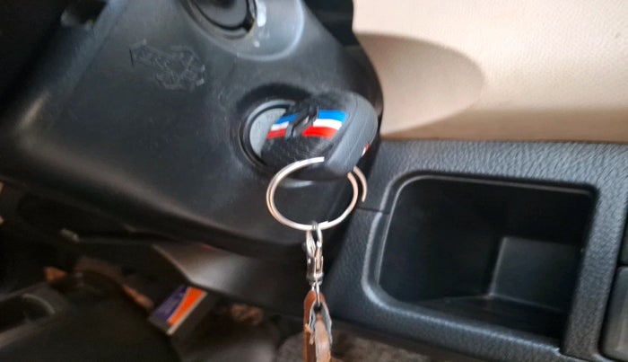 2017 Maruti Wagon R 1.0 VXI, Petrol, Manual, 84,726 km, interior