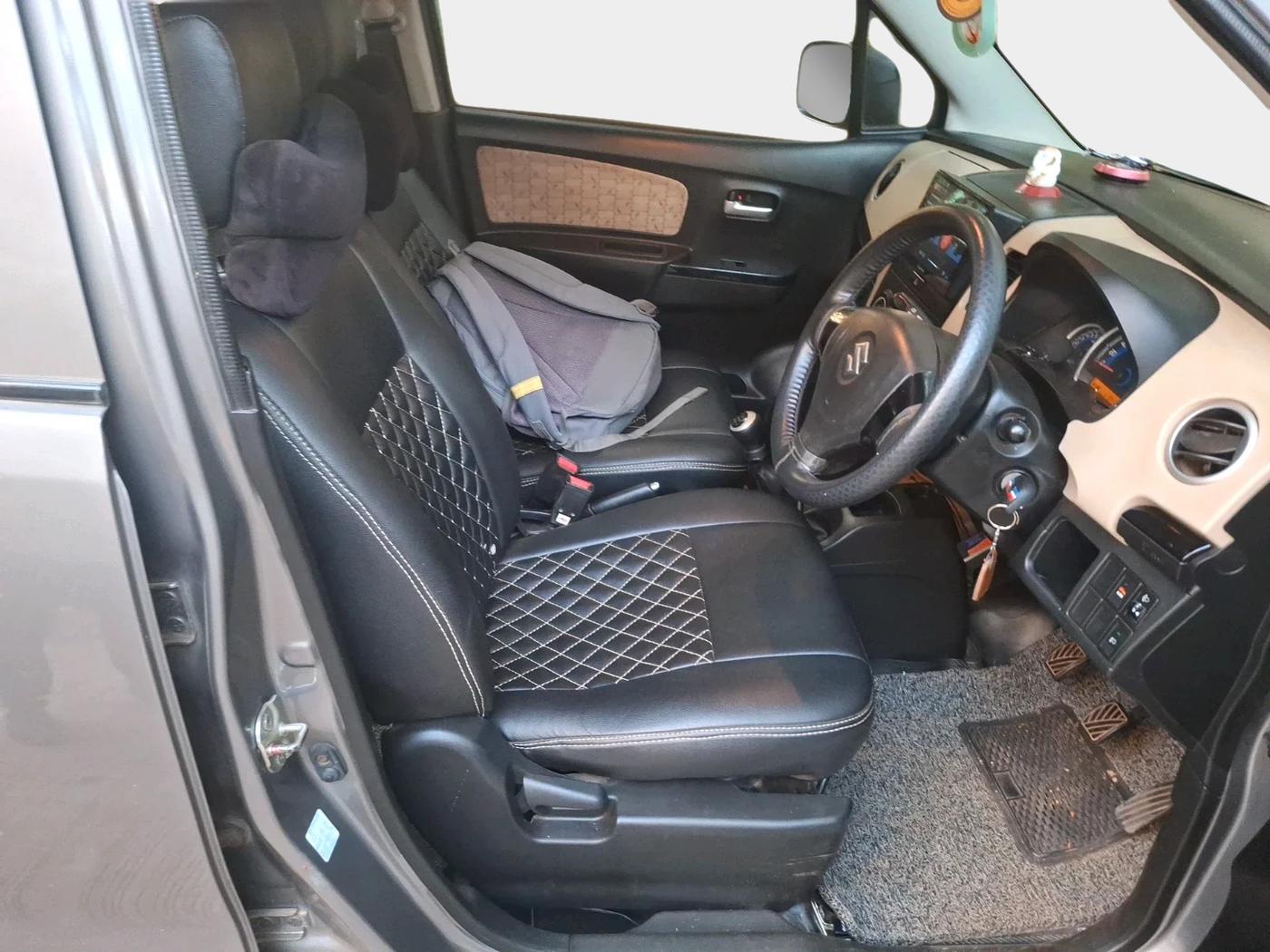 2017 Maruti Wagon R 1.0 VXI, Petrol, Manual, 84,726 km, interior