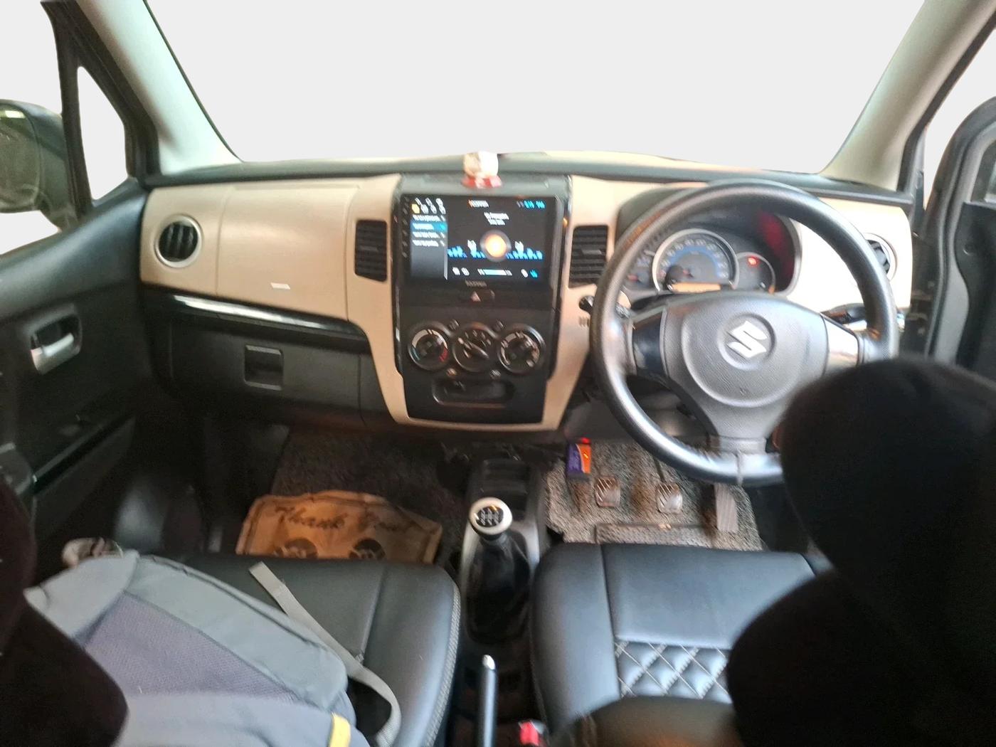 2017 Maruti Wagon R 1.0 VXI, Petrol, Manual, 84,726 km, interior