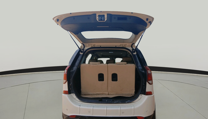 2018 Mahindra XUV500 W11 AT, Diesel, Automatic, 72,303 km, exterior