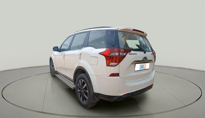 2018 Mahindra XUV500 W11 AT, Diesel, Automatic, 72,303 km, exterior