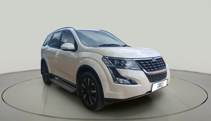 2018 Mahindra XUV500 W11 AT, Diesel, Automatic, 72,303 km, exterior