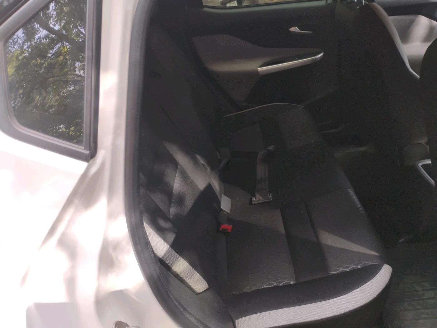 2021 Nissan MAGNITE XL TURBO, Petrol, Manual, 75,604 km, interior