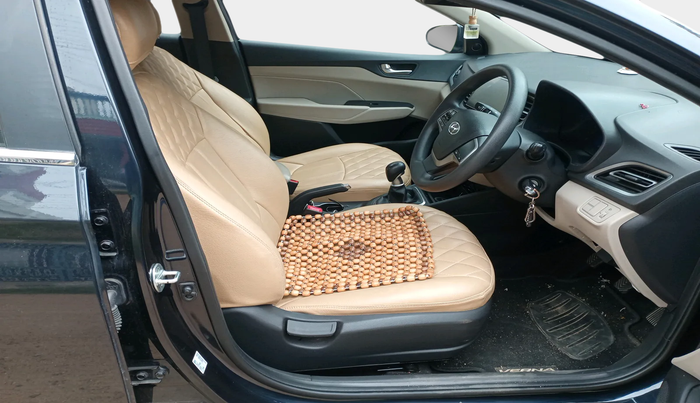 2022 Hyundai Verna S PLUS 1.5 VTVT, Petrol, Manual, 37,147 km, interior