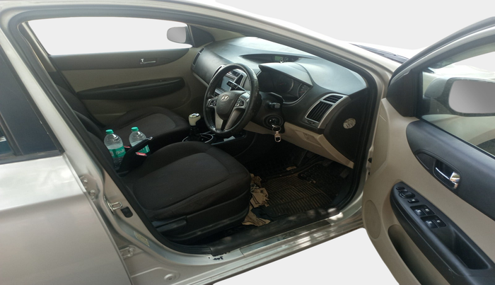 2012 Hyundai i20 SPORTZ 1.4 CRDI, Diesel, Manual, 1,02,997 km, interior