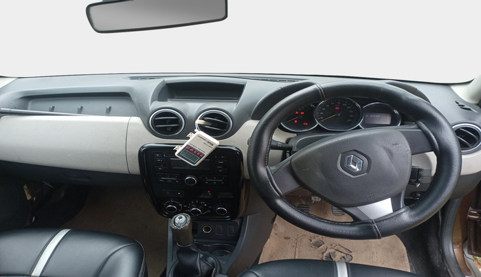 2015 Renault Duster 85 PS RXL DIESEL, Diesel, Manual, 1,08,921 km, interior