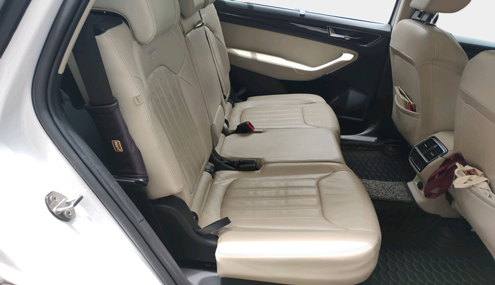 2019 Skoda Kodiaq L&K 2.0 TDI 4X4 AT, Diesel, Automatic, 87,794 km, interior
