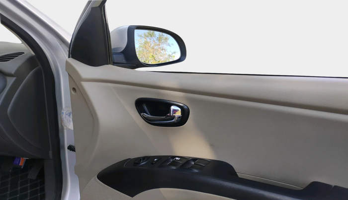 2011 Hyundai i10 SPORTZ 1.2, Petrol, Manual, 1,09,277 km, interior