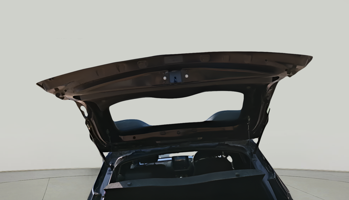 2024 Renault Kiger RXT (O) MT, Petrol, Manual, 5,540 km, exterior