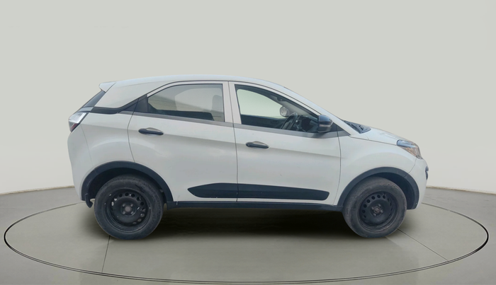 2017 Tata NEXON XE PETROL, Petrol, Manual, 71,166 km, exterior