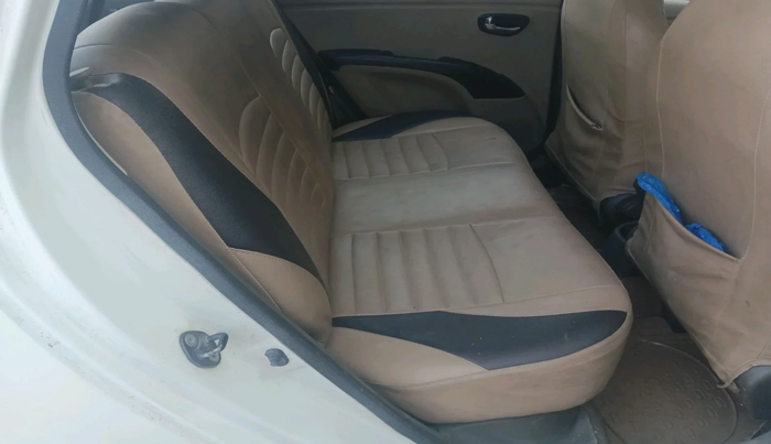 2011 Hyundai i10 MAGNA 1.2, Petrol, Manual, 73,870 km, interior