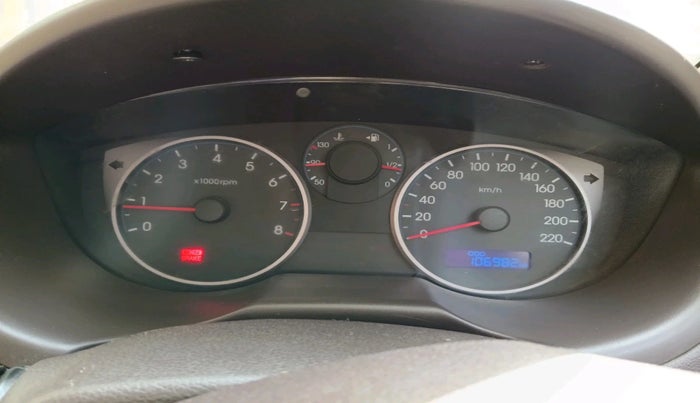 2011 Hyundai i20 SPORTZ 1.2, Petrol, Manual, 1,06,982 km, interior