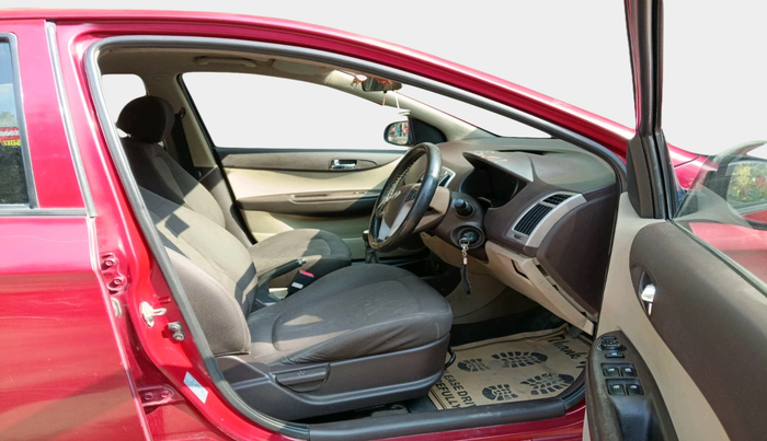 2011 Hyundai i20 SPORTZ 1.2, Petrol, Manual, 1,06,982 km, interior