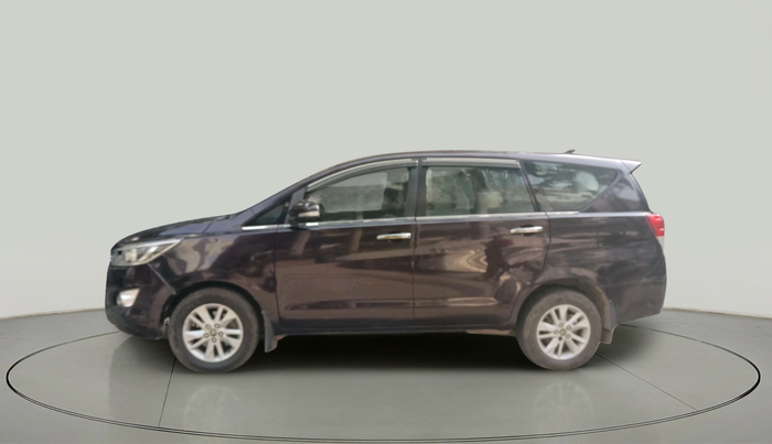 2017 Toyota Innova Crysta 2.4 GX 7 STR, Diesel, Manual, 1,60,348 km, exterior