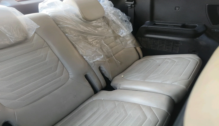 2022 KIA CARENS LUXURY PLUS 1.4 PETROL DCT 7 STR, Petrol, Automatic, 74,346 km, interior