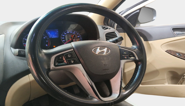 2013 Hyundai Verna FLUIDIC 1.6 VTVT EX, Petrol, Manual, 82,685 km, interior