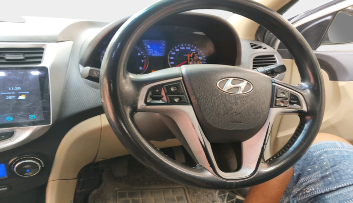 2013 Hyundai Verna FLUIDIC 1.6 VTVT EX, Petrol, Manual, 82,685 km, interior