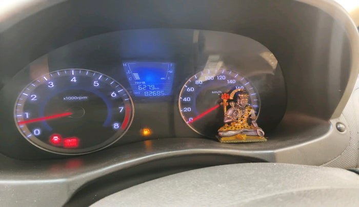 2013 Hyundai Verna FLUIDIC 1.6 VTVT EX, Petrol, Manual, 82,685 km, interior