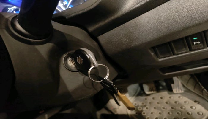 2016 Maruti Baleno DELTA PETROL 1.2, Petrol, Manual, 1,03,486 km, interior