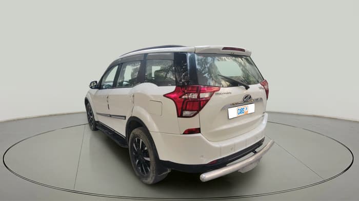 2018 Mahindra XUV500 W11 (O) AWD AT, Diesel, Automatic, 1,30,676 km, exterior