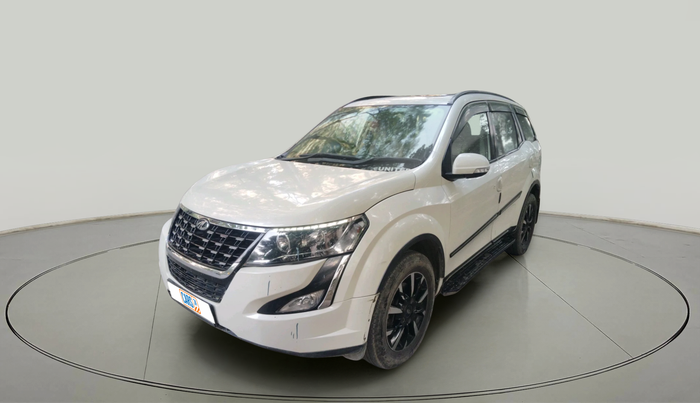 2018 Mahindra XUV500 W11 (O) AWD AT, Diesel, Automatic, 1,30,676 km, exterior