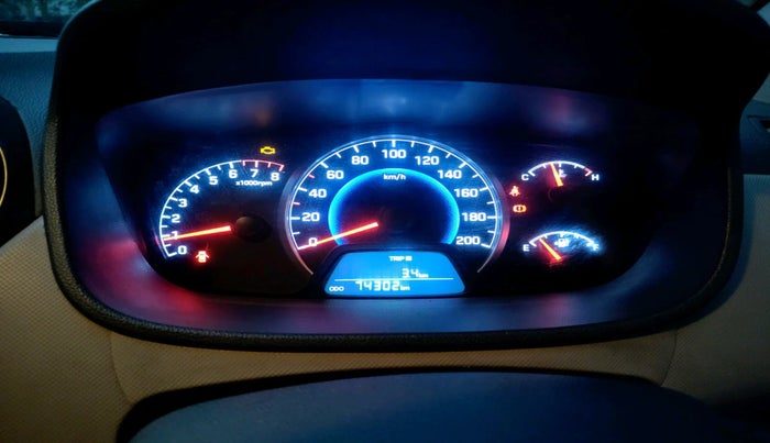 2015 Hyundai Grand i10 SPORTZ 1.2 KAPPA VTVT, Petrol, Manual, 74,302 km, interior