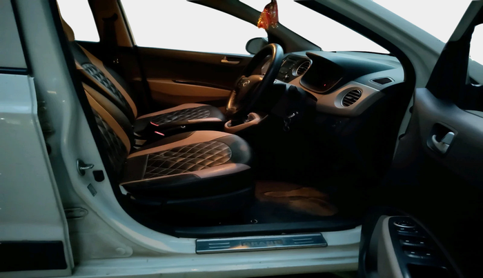 2015 Hyundai Grand i10 SPORTZ 1.2 KAPPA VTVT, Petrol, Manual, 74,302 km, interior