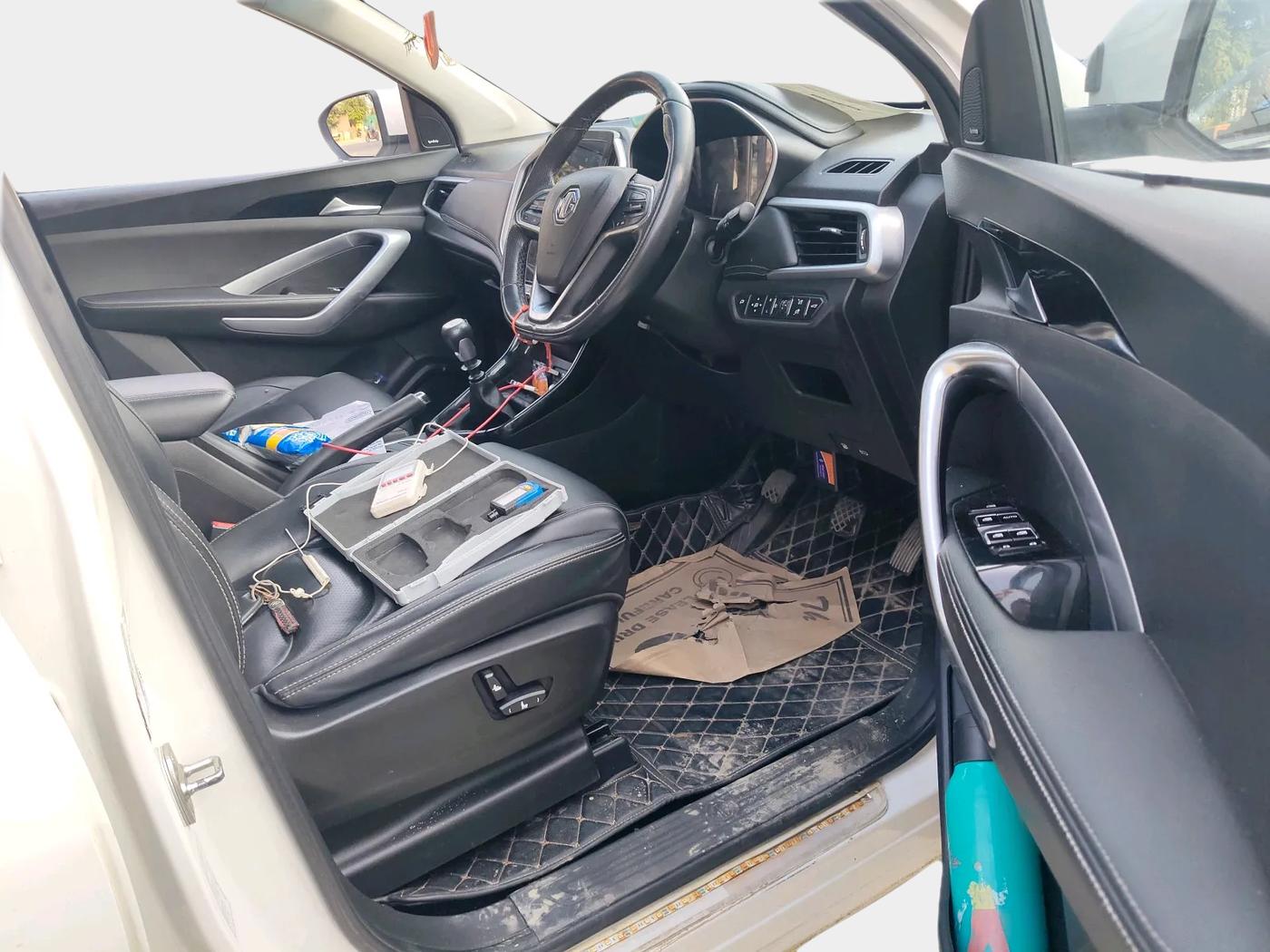 2020 MG HECTOR SHARP 2.0 DIESEL, Diesel, Manual, 2,00,000 km, interior