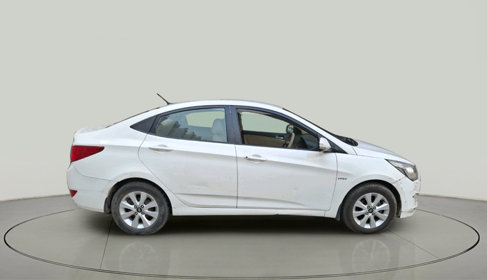 2015 Hyundai Verna FLUIDIC 4S 1.6 VTVT S, Petrol, Manual, 66,136 km, exterior