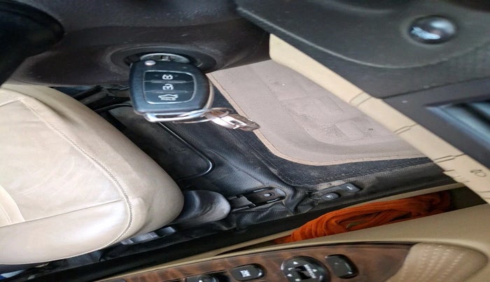 2015 Hyundai Verna FLUIDIC 4S 1.6 VTVT S, Petrol, Manual, 66,136 km, interior