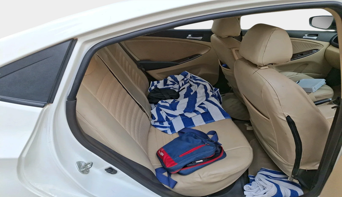 2015 Hyundai Verna FLUIDIC 4S 1.6 VTVT S, Petrol, Manual, 66,136 km, interior