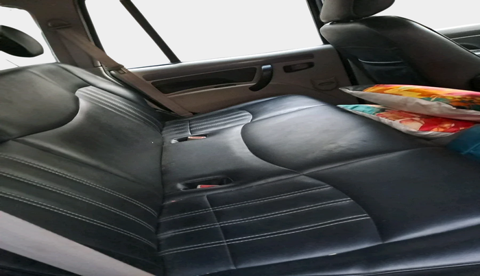 2019 Mahindra Scorpio S9, Diesel, Manual, 52,728 km, interior