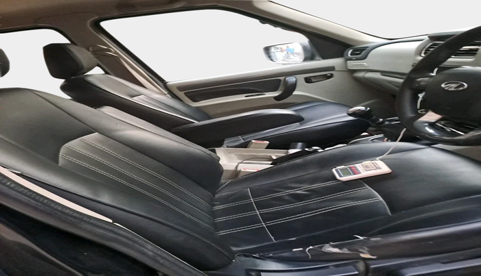 2019 Mahindra Scorpio S9, Diesel, Manual, 52,728 km, interior