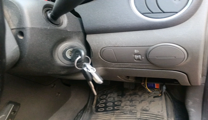 2011 Hyundai i10 MAGNA 1.1, Petrol, Manual, 94,333 km, interior