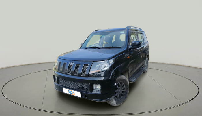 2018 Mahindra TUV300 T10, Diesel, Manual, 1,37,636 km, exterior