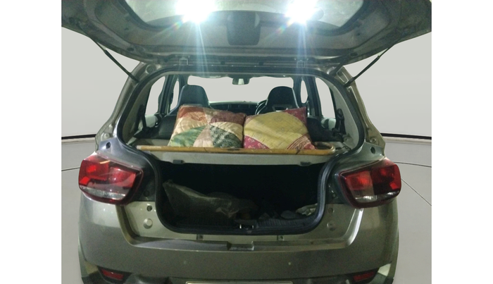 2016 Mahindra Kuv100 K4 6 STR, Petrol, Manual, 75,939 km, exterior