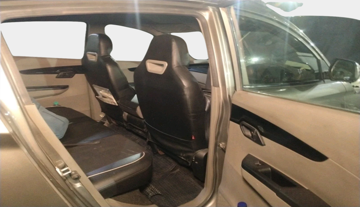 2016 Mahindra Kuv100 K4 6 STR, Petrol, Manual, 75,939 km, interior