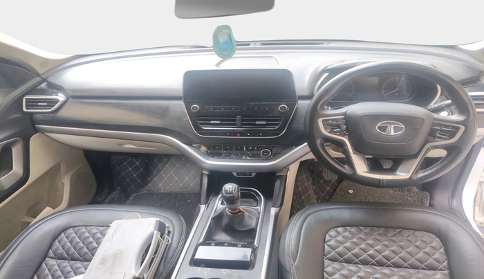 2021 Tata Safari XT, Diesel, Manual, 42,224 km, interior